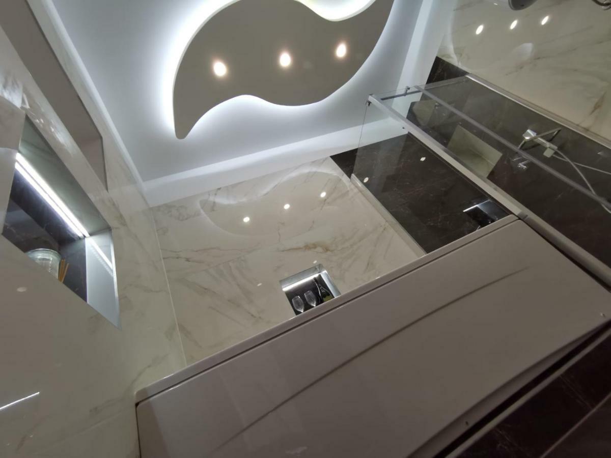Welcome Luxury Center *
